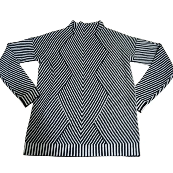Balticborn Black and White Chevron Mock Neck Striped Sweater Small Soft Stretchy - Picture 4 of 11